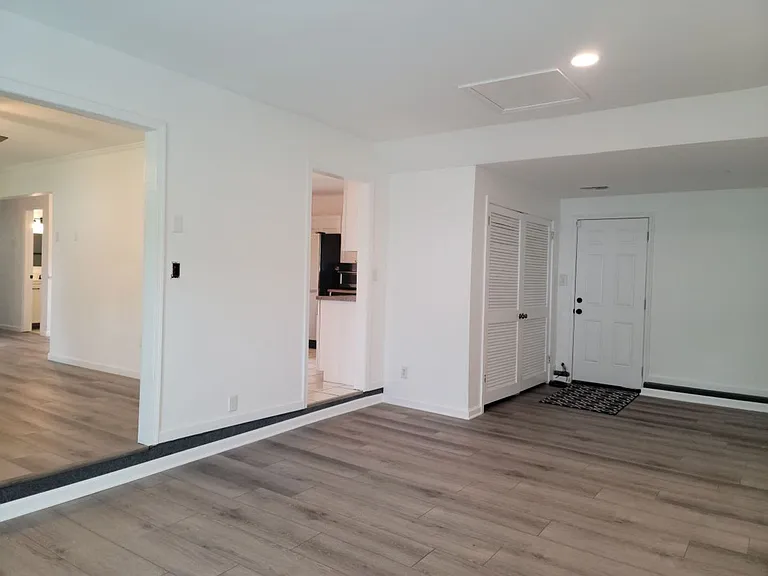932 Gossman Dr — Photo 16