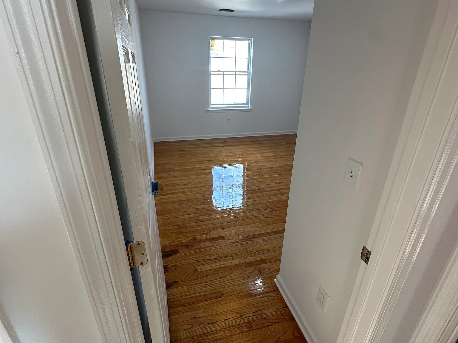 3 bed, 3224 sqft, $2,800 — Photo 2