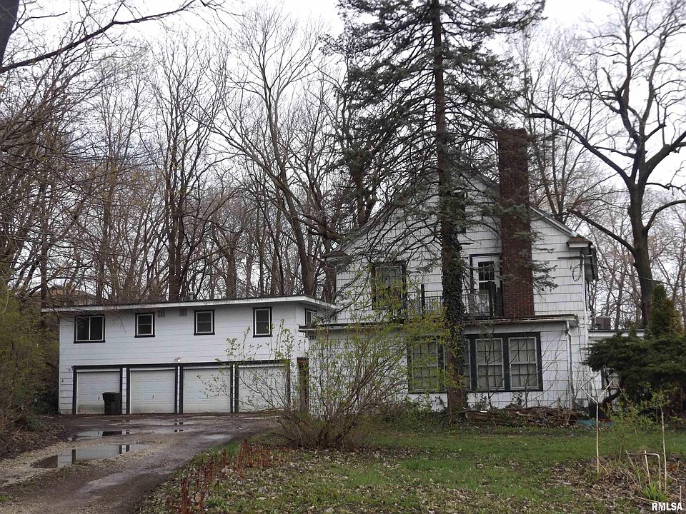 204 Pekin Ave, East Peoria, IL 61611 Zillow