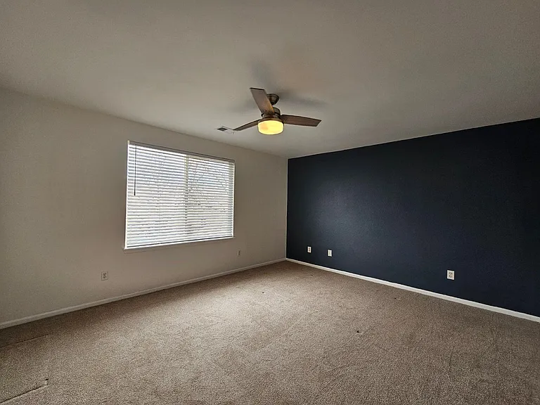 10043 Mackay Dr — Photo 15