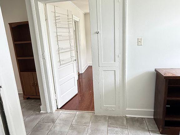 5th image of 3539 Saint Charles Ave APT G