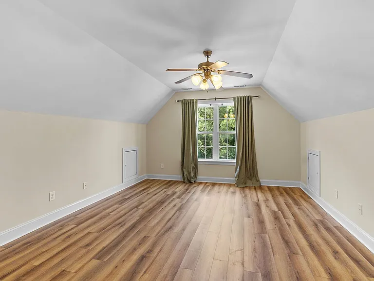 5802 Rainsford Dr — Photo 36