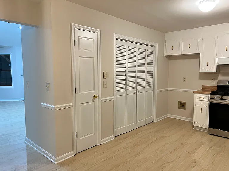 743 Plantation Pkwy — Photo 8