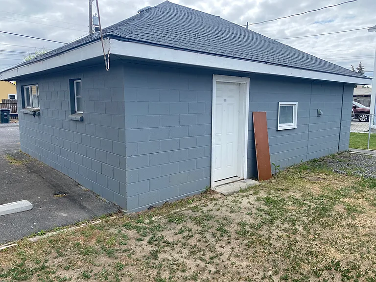 1033 W Columbia Ave #B — Photo 10