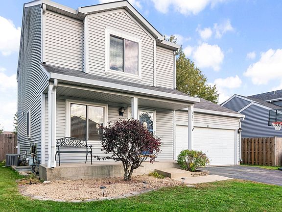 3rd image of 180 Bridlewood Cir