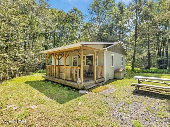 47 Red Wing Path, Gouldsboro, PA 18424