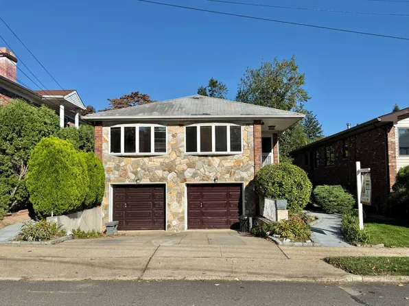 3315 210th St, Bayside, NY 11361