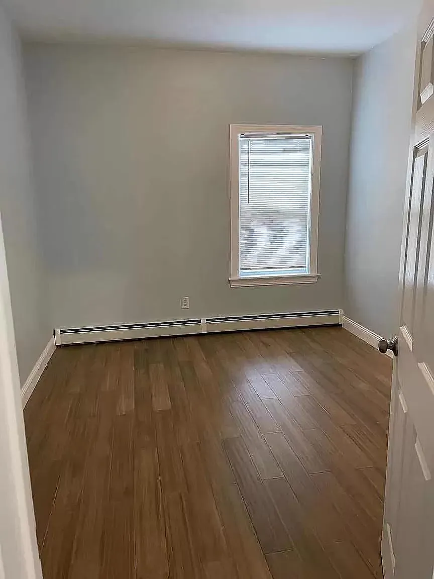 4 bed, 1700 sqft, $3,000 — Photo 4