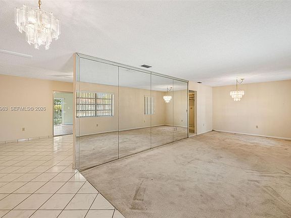 3rd image of 10262 SW 27th St
