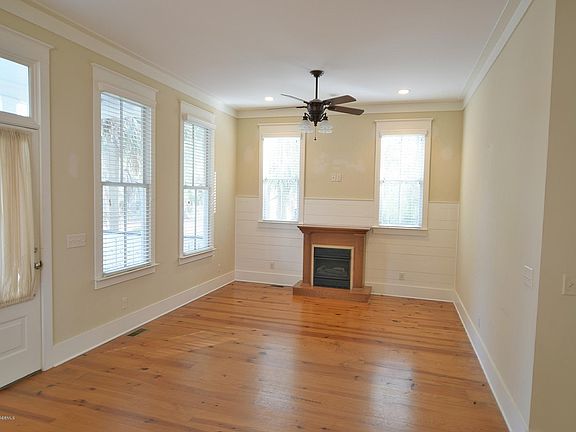 2nd image of 37 Park Way