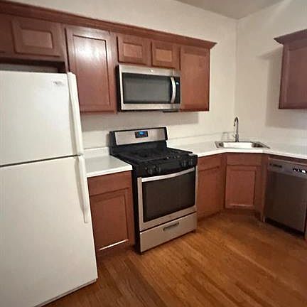 3rd image of 3623-3625 Virginia Ave