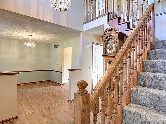 5th image of 6420 Shelterglen Ct