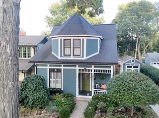 213 S 5th St, Geneva, IL 60134
