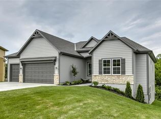 2789 W Sitka Dr, Olathe, KS 66061