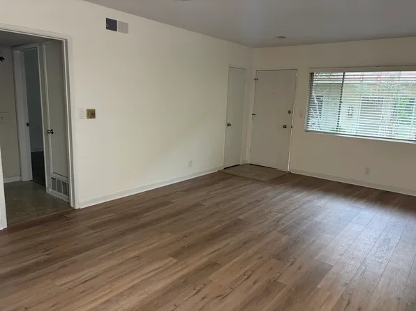 12030 Goshen Ave, Los Angeles, CA