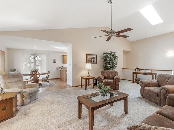 5th image of 3422 Clearview Dr