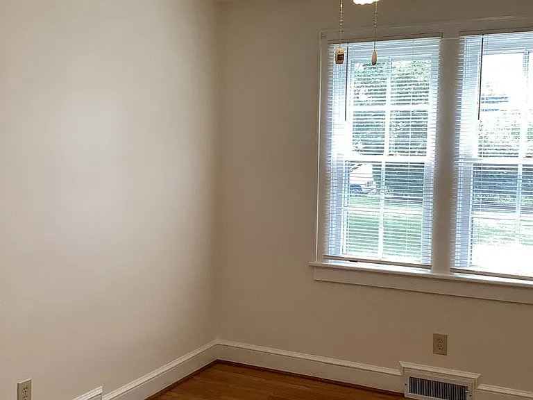 225 N Grant St — Photo 42