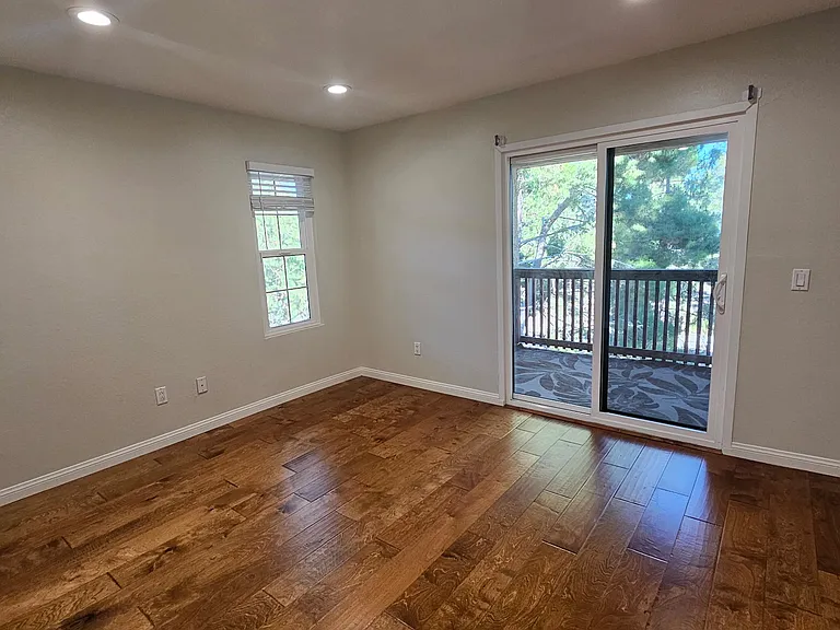 12091 Alta Carmel Ct #10 — Photo 13