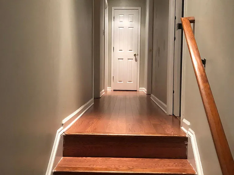 143 Stonybrook Ct — Photo 11