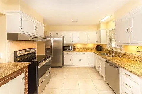 5037 Dee Rd — Photo 13
