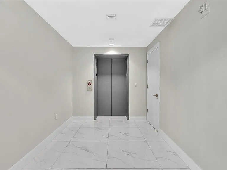 701 N Fort Lauderdale Beach Blvd #802 — Photo 5