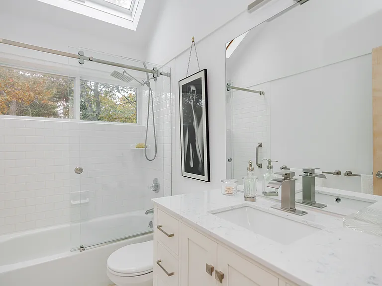 43 Wooded Oak Ln — Photo 17