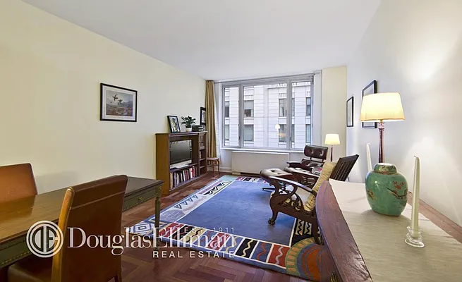 Rented by Douglas Elliman | media 2