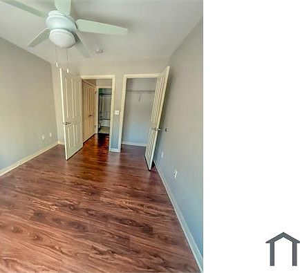 3rd image of 3 Kensington Ln #210