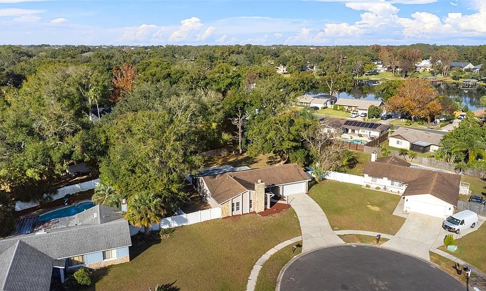 1st image of 8438 Bay Oak Ct