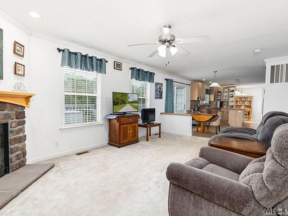 2nd image of 2537 Bagleys Mill Rd
