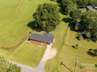 1156 Suttle Rd, Lancaster, SC 29720