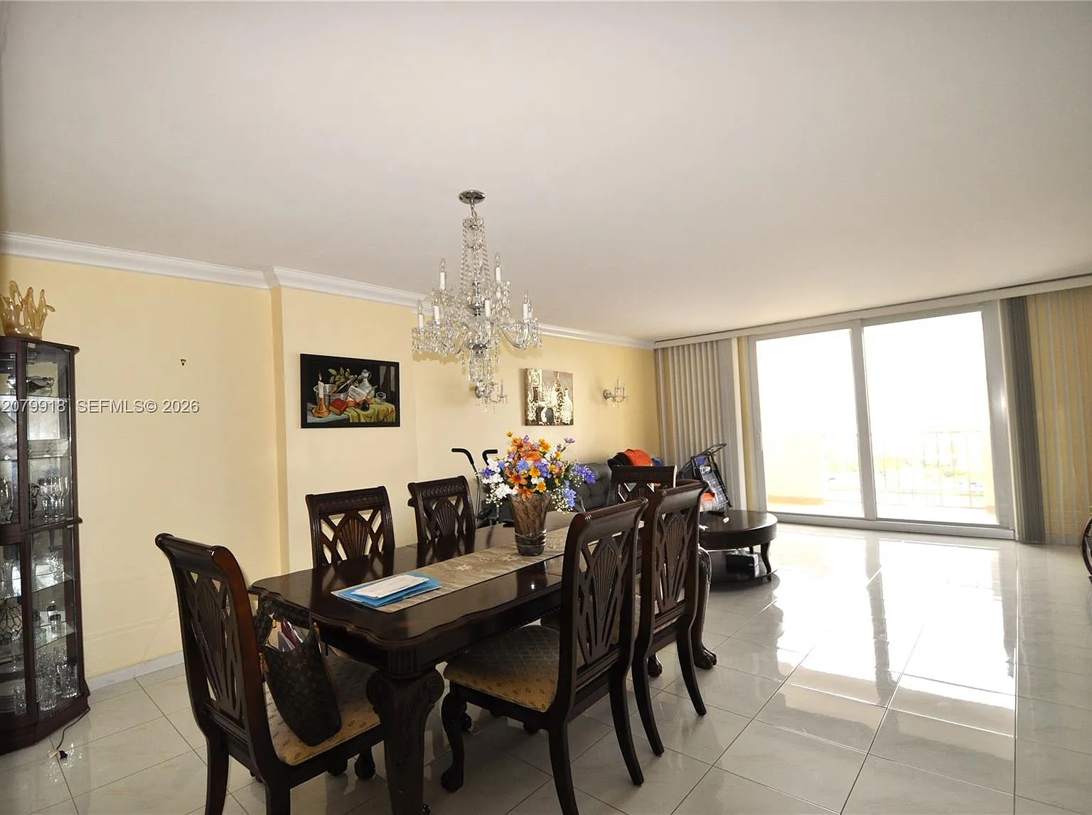 Prince George Arms Condo — Photo 3