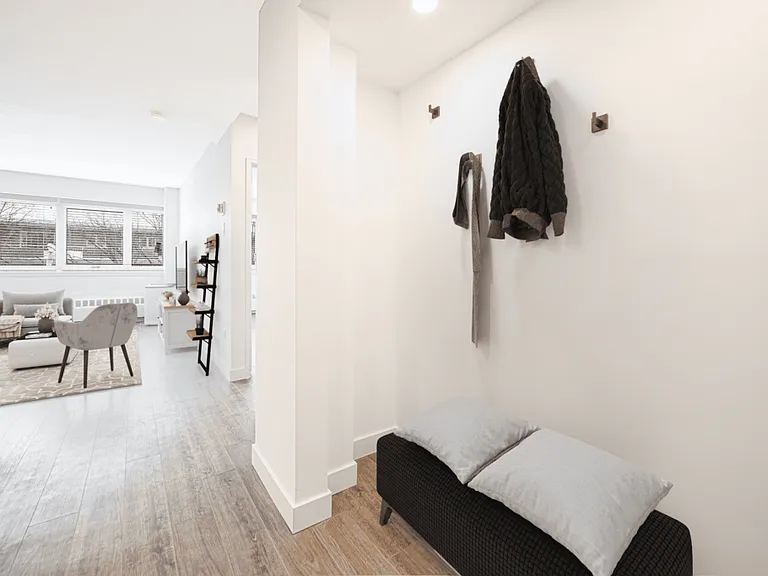 491 Stradbrook Ave — Photo 6