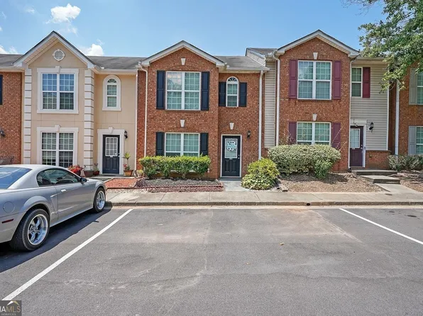 2799 Valley Green Dr, Gainesville, GA 30504