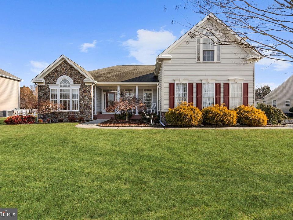 1st image of 27464 Hitching Post Ct