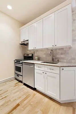 Rented by Douglas Elliman | media 14