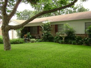 1405 Lee St, Brenham, TX 77833
