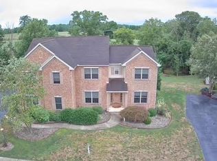 4020 Goldens Path, York, PA 17408