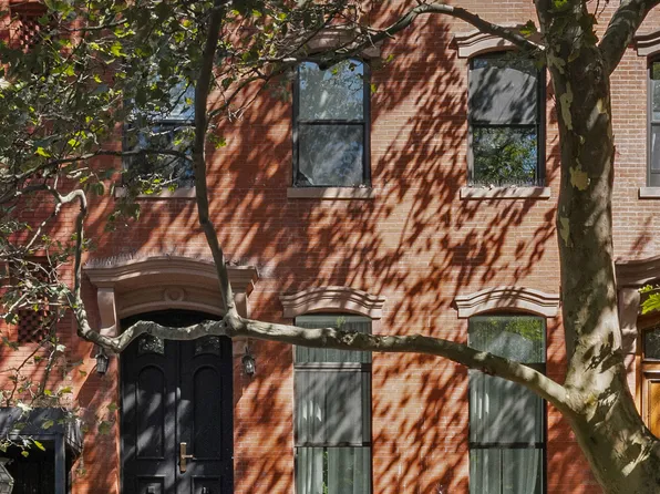 237 Saint James Place image 1 of 20