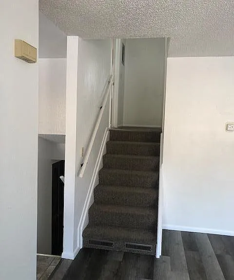 409 W Washington Ave — Photo 7