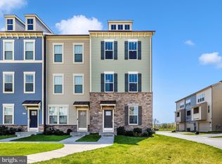 8651 Shady Pines Dr, Frederick, MD 21704