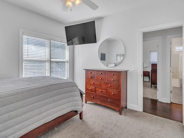 303 Holly St — Photo 15