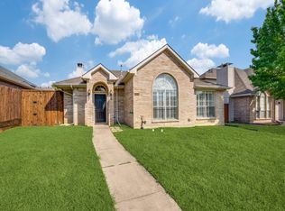 4504 Lee St, Carrollton, TX 75010