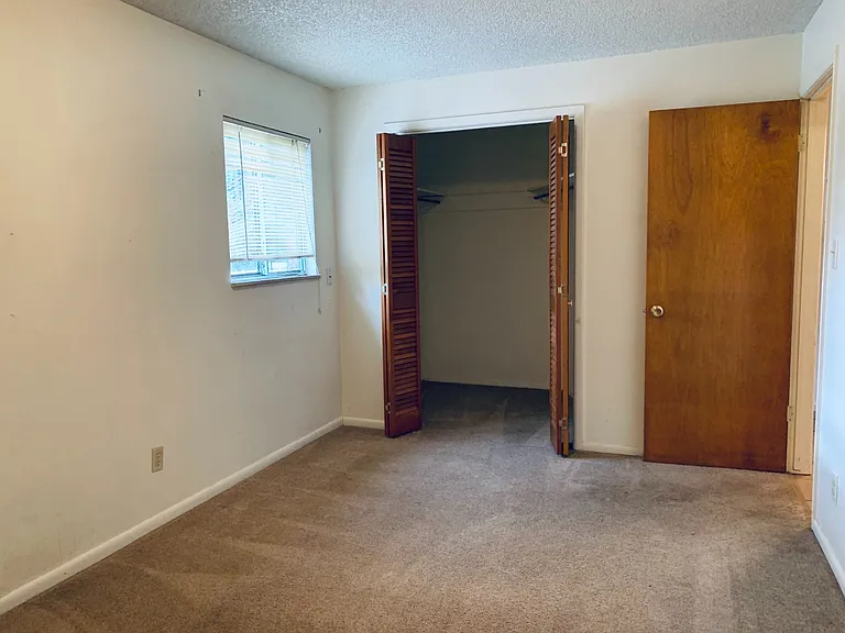 1601 Edora Ct #14 — Photo 7
