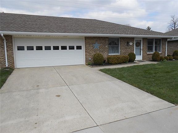 2nd image of 4946 Brannan Dr E #4946