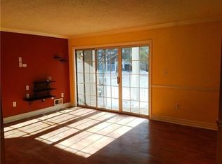 75 Lindsey Ct, Franklin Park, NJ 08823