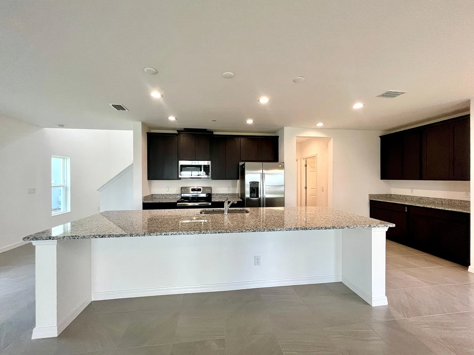 5029 Blue Hammock Ct — Photo 3