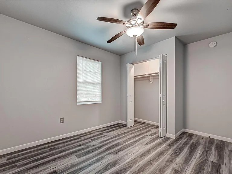 15897 Dewberry Ln — Photo 10