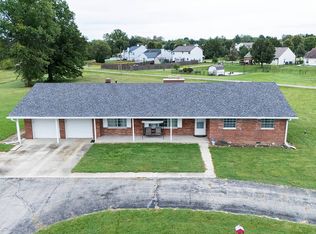4445 Five Points Rd, Indianapolis, IN 46239