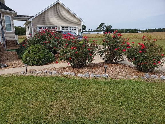 2nd image of 505 Acorn Hill Rd